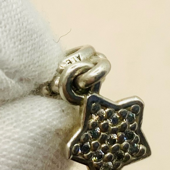 EUC Pandora 791024CZ Sterling Silver Pave Star Dangle Bead w/ Clear Zirconia - Picture 8 of 9